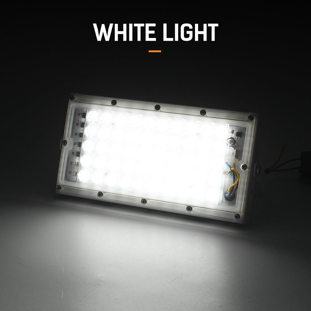 Projecteur LED Solaire avec cable de Batterie